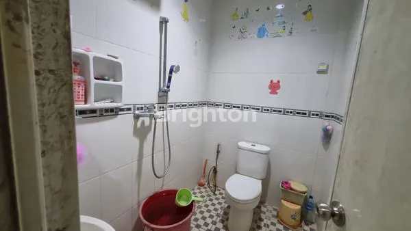 image RUMAH 4 LANTAI SIAP HUNI (6)