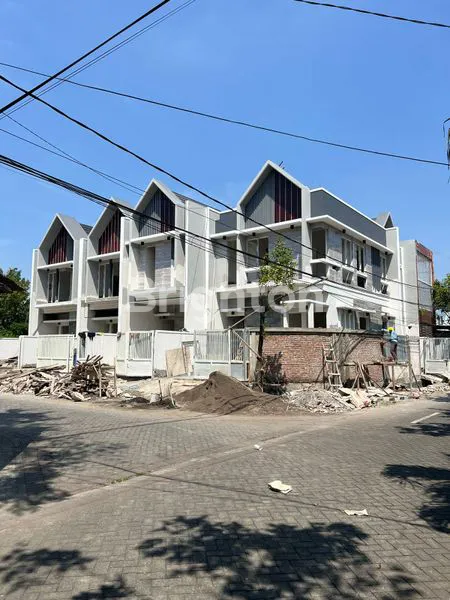 image RUMAH 2LANTAI MODERN MINIMALIS MODEL SCANDINAVIAN BISA KPR (1)