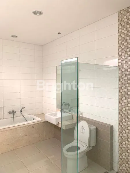 image RUMAH 8 MILYARAN DI CITRALAND (8)