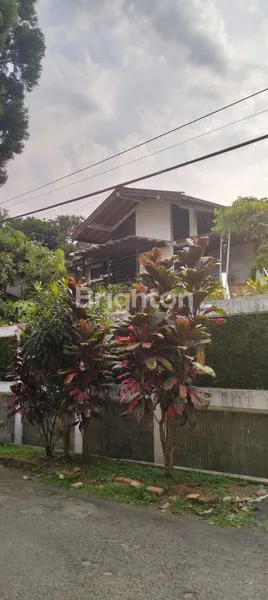 image RUMAH LUAS ASTRI SIAP HUNI (1)