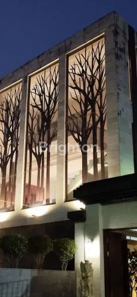 image VILLA CEMARA KUTA (7)