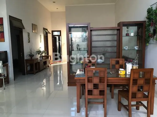 image RUMAH CANTIK DI KOTA MALANG DEKAT EXIT TOL SINGOSARI (2)