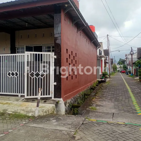 image RUMAH PLAMONGAN INDAH BISA UNTUK KANTOR (7)