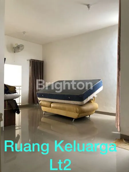 image RUMAH FULL RENOVASI DUA LANTAI - TANJUNG BUNGA (5)