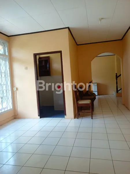 image RUMAH BESAR DI PERUMAHAN MEWAH DI PUPUK BALIKPAPAN (8)