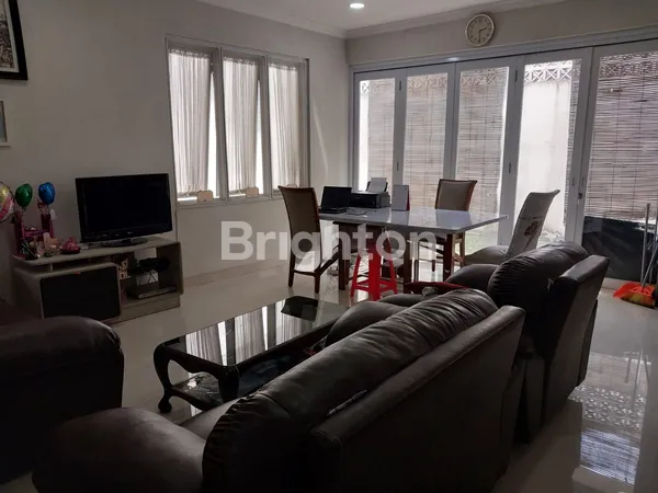 image RUMAH SIAP HUNI DI GADING SERPONG (2)