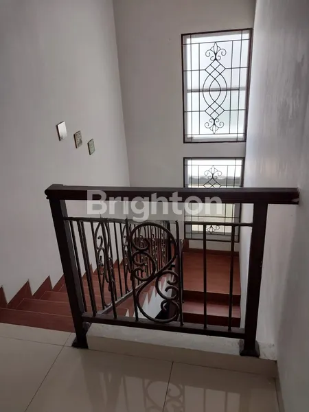 image RUMAH SIAP HUNI DI GADING SERPONG (7)