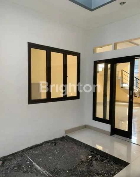 image RUMAH BARU 2 LT- TAMAN SURYA INDAH - SOEKARNO HATTA BANDUNG (7)