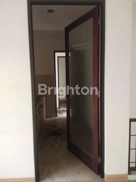 image RUMAH MEWAH SIAP.HUNI DEPOK (1)