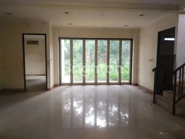 image RUMAH MEWAH SIAP.HUNI DEPOK (3)