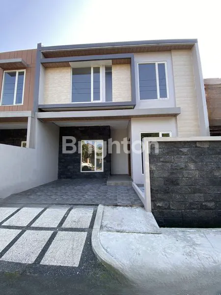 image RUMAH 2 LANTAI NEW DEKAT MERR (1)