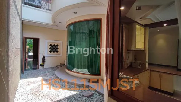 image RUMAH MEWAH MANYAR FULL FURNISHED TERAWAT BAGUS SIAP HUNI (4)