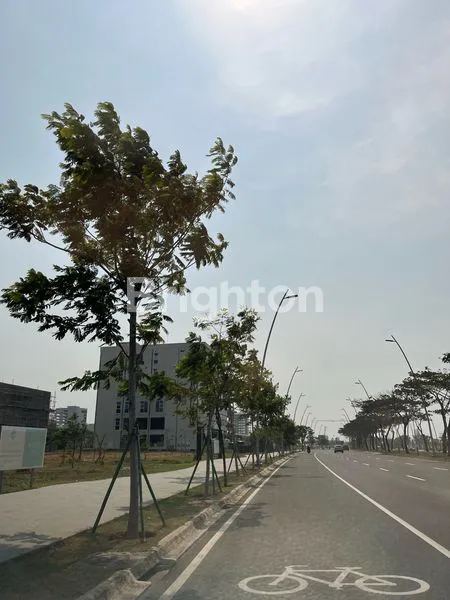 KAVLING TANAH PIK2 MANHATTAN CBD SUDIRMAN BIGBOX KOMERSIL 1692M2