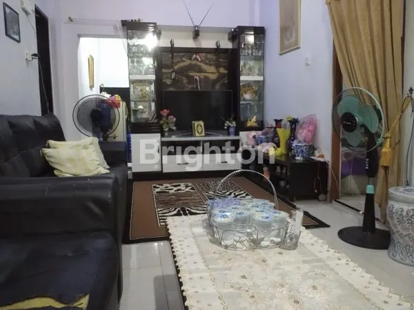 image RUMAH CANTIK DUA LANTAI DI BENGKONG SWADEBY (3)