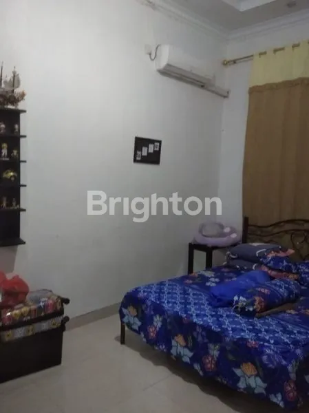 image RUMAH CANTIK DUA LANTAI DI BENGKONG SWADEBY (4)