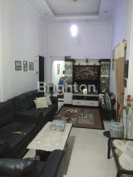 image RUMAH CANTIK DUA LANTAI DI BENGKONG SWADEBY (5)