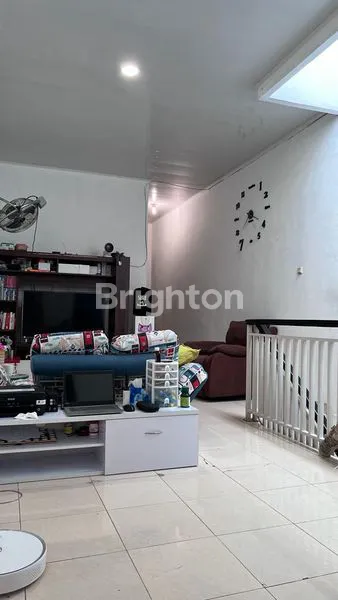 image RUMAH KOST 18 KAMAR STRATEGIS DI BENDUNGAN HILIR (7)