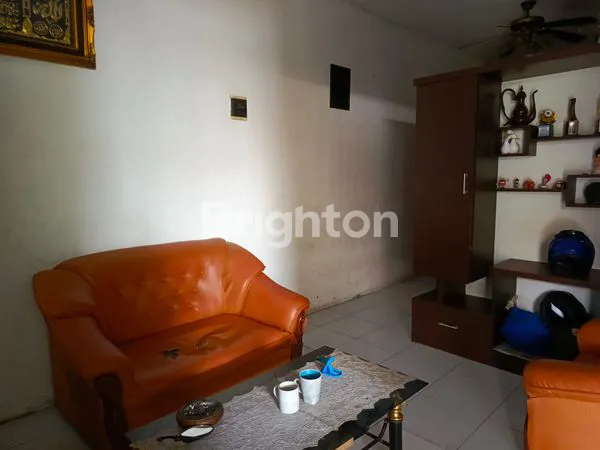 image RUMAH DIDAERAH ASRI, TENANG, DITENGAH PEMUKIMAN YANG GUYUP (2)
