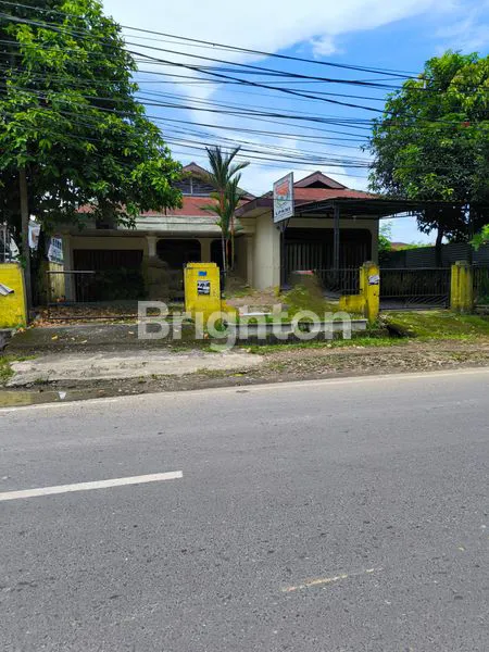image RUMAH DI ZONA BISNIS (1)