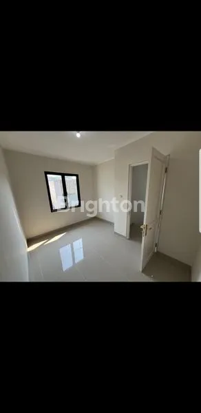 image DIJUAL RUMAH KOTA WISATA CIBUBUR DEKAT GERBANG KOTA WISATA CIBUBUR, BOGOR, BEKASI, JAKARTA TIMUR (6)