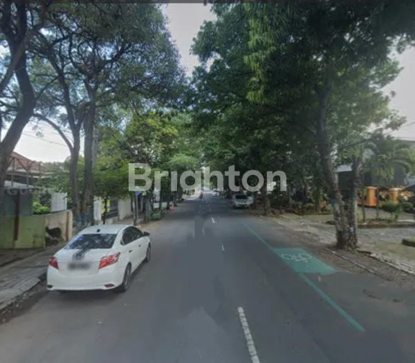 image RUMAH TUA HITUNG TANAH DI NGANJUK KOTA  (2)