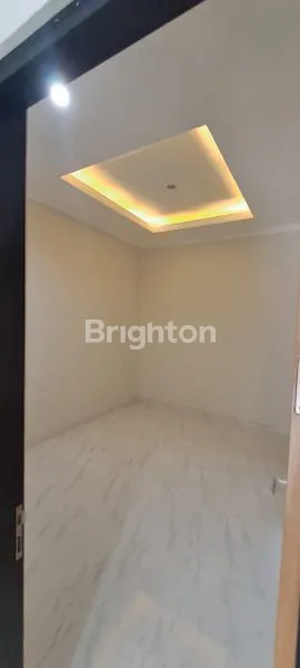 image RUMAH BARU NEW GRESS SCANDINAVIAN STYLE DI SUTOREJO SURABAYA DEKAT MULYOSARI PAKUWON CITY ITS UNAIR GM GALAXY MAL (6)