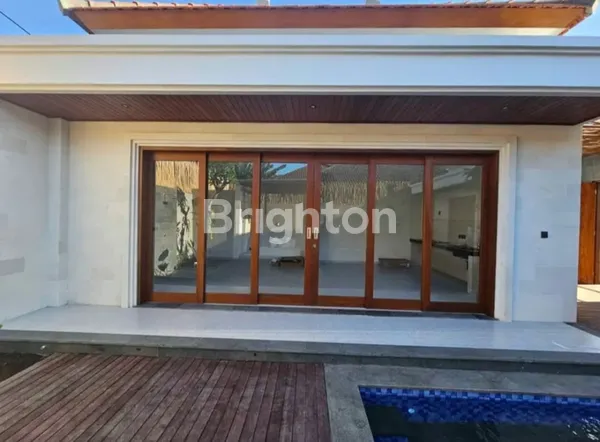image SEWA VILLA BARU NYAMAN TENANG 2+1 KAMAR TAMAN UMA BUDUK BADUNG (2)