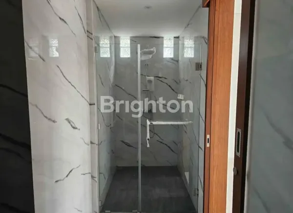 image SEWA VILLA BARU NYAMAN TENANG 2+1 KAMAR TAMAN UMA BUDUK BADUNG (8)