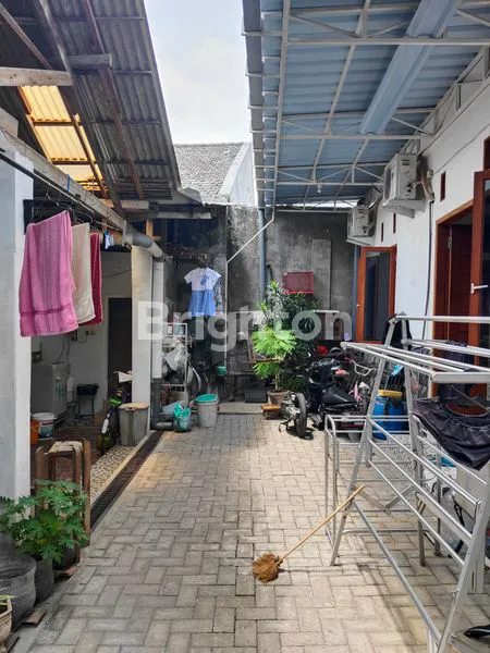image RUMAH TINGGAL LUAS 2 BANGUNAN RUMAH LOKASI BAGUS KOTA KEDIRI (5)