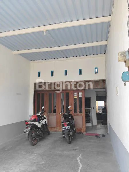image RUMAH TINGGAL LUAS 2 BANGUNAN RUMAH LOKASI BAGUS KOTA KEDIRI (1)