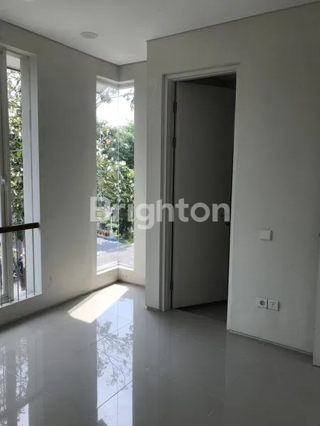 image RUMAH MINIMALIS 2 LANTAI NORTHWEST PARK CITRALAND PERUMAHAN CLUSTER BAGUS (2)