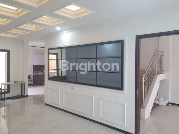 image RUMAH MODERN KLASIK BISA UNTUK KOS DI ARAYA KOTA MALANG (3)