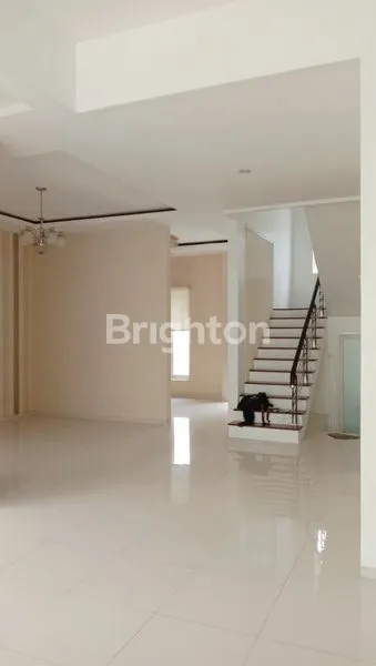 image RUMAH KELUARGA NEGO DI ARAYA KOTA MALANG (3)