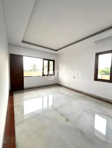 image RUMAH TAMAN VILLA MERUYA (4)