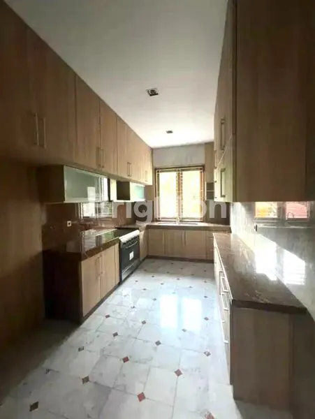 image RUMAH TAMAN VILLA MERUYA (8)