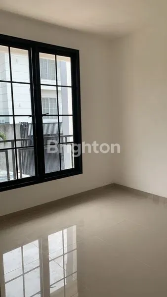 image RUMAH PERMATA BUANA KEMBANGAN (2)