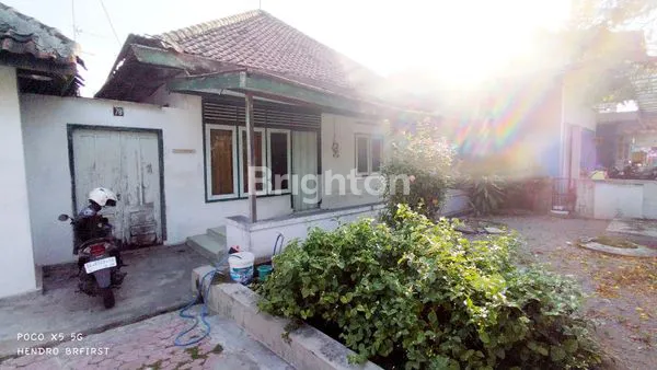 image RUMAH LAMA DI JALAN  ARTERI KOTA KEDIRI, LEBAR 20 METERAN COY SANGAT JARANG ADA (2)
