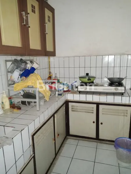 image RUMAH APIK TERAWAT DEKAT PASAR PUCANG ANOM, KALIBOKOR, NGAGEL JAYA, KERTAJAYA (8)
