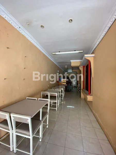 image RUMAH DAN CAFE DEKAT STADION LUMAJANG (7)