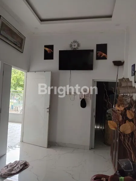 image RUMAH MEWAH DI PERMATA TANGERANG PASAR KEMIS (1)
