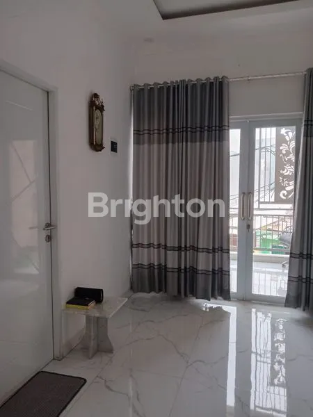 image RUMAH MEWAH DI PERMATA TANGERANG PASAR KEMIS (3)