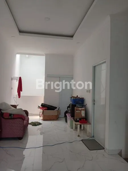 image RUMAH MEWAH DI PERMATA TANGERANG PASAR KEMIS (5)