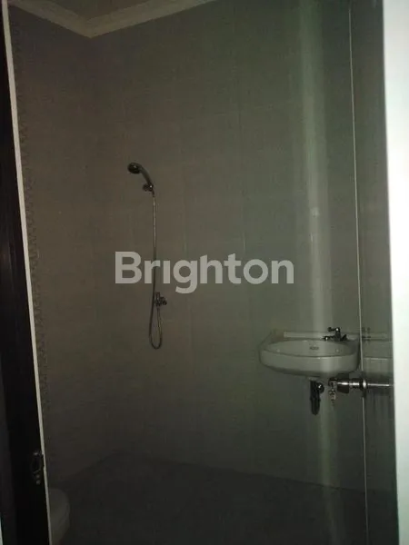 image RUKO 3 LANTAI SANGAT STRATEGIS DI MT HARYONO SEMARANG (3)