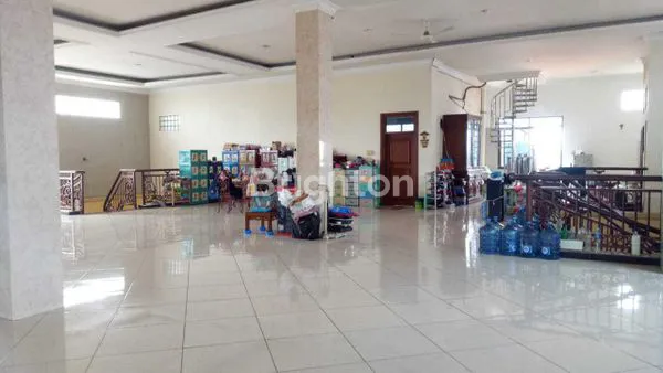 image MAJAPAHIT DIJUAL RUKO 3 LT + ROOFTOP SIAP PAKAI STRATEGIS PINGGIR JALAN RAYA PROVINSI SEMARANG TIMUR (6)