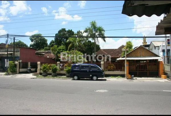 image DIJUAL TANAH BONUS BANGUNAN PINGGIR JALAN KALIURANG KM 7, KAWASAN BISNISNYA JALAN KALIURANG (2)