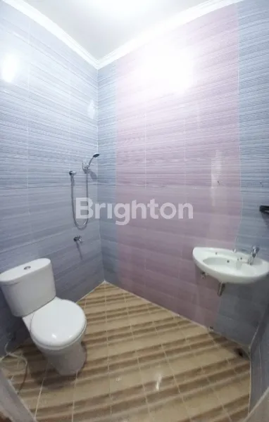 image GREEN SEMANGGI RUNGKUT BARU GRESS LOKASI NYAMAN ASRI (6)