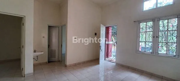 image RUMAH SIAP HUNI DI CLUSTER KOTA WISATA CIBUBUR (2)