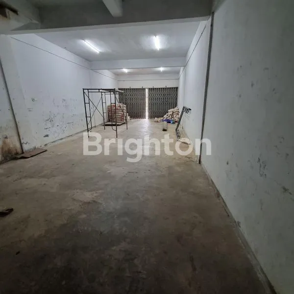 image RUKO 3 LANTAI STRATEGIS DEKAT PUSAT KOTA BATAM DI BINTANG RAYA  (2)