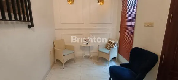 image RUMAH BESAR DI JATIWARINGIN BELAKANG KODAM (8)