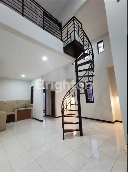 image RUKO 3 LANTAI TENGAH KOTA JL. REOG, BUAH BATU COCOK UNTUK USAHA (8)